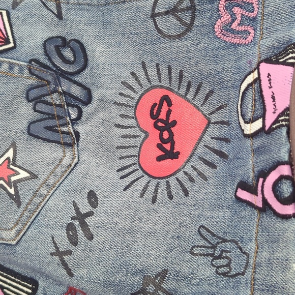 Unique Embroidered Graffiti NYC KORS Mini Denim Skirt Size 4 - Picture 10 of 16